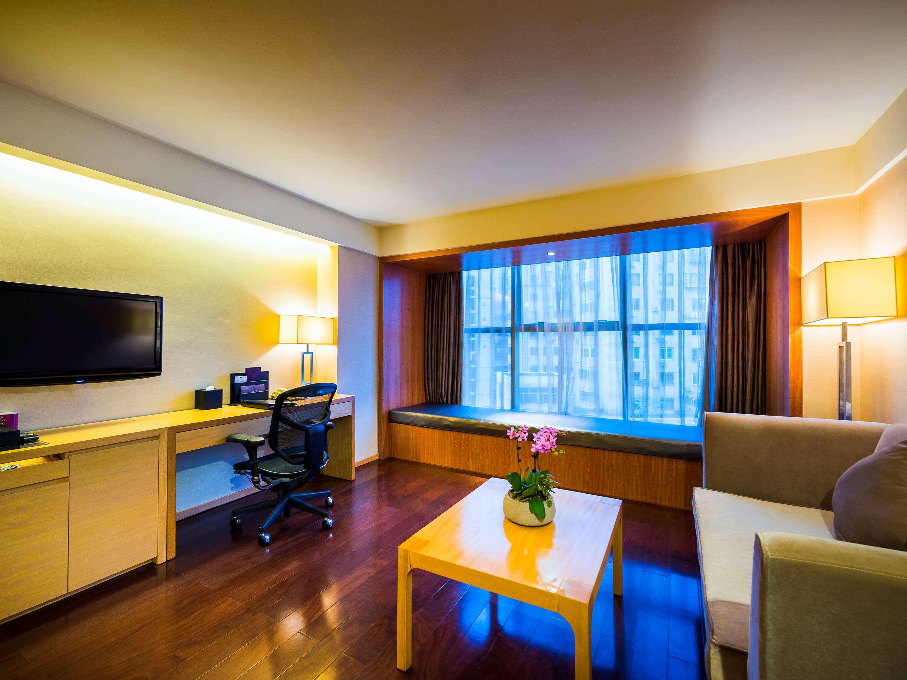 Grand Mercure Xiamen Downtown-Free Welcome Fruit & Metro Station Exterior photo