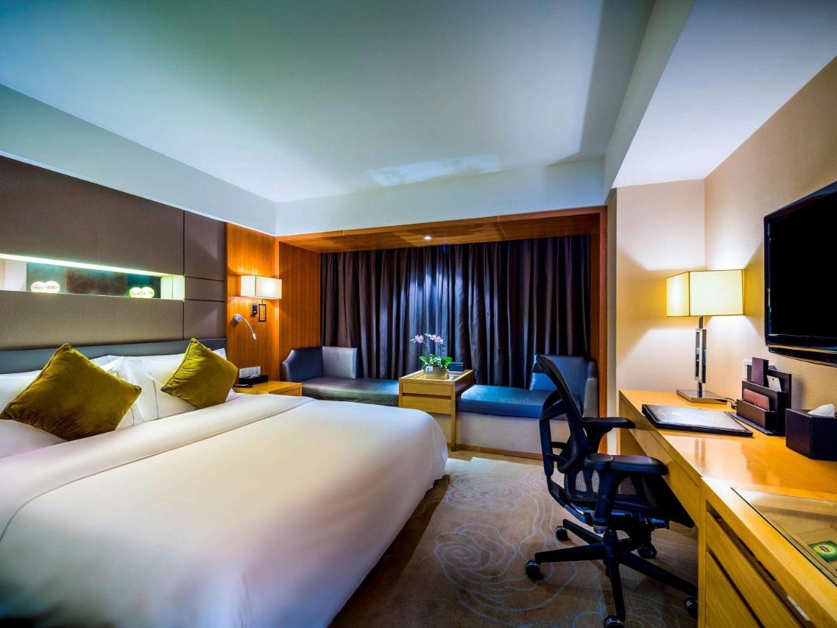 Grand Mercure Xiamen Downtown-Free Welcome Fruit & Metro Station Exterior photo